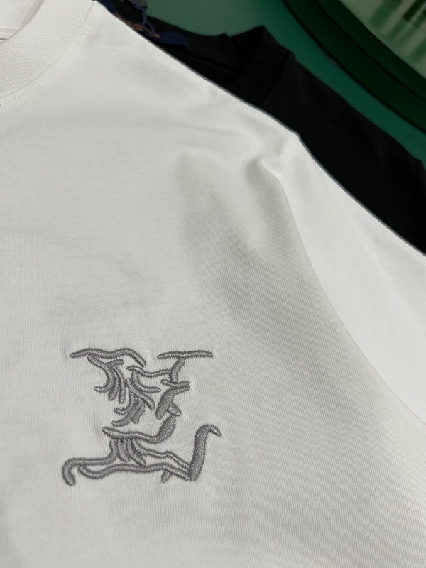 ブランドTシャツ細部ディテール